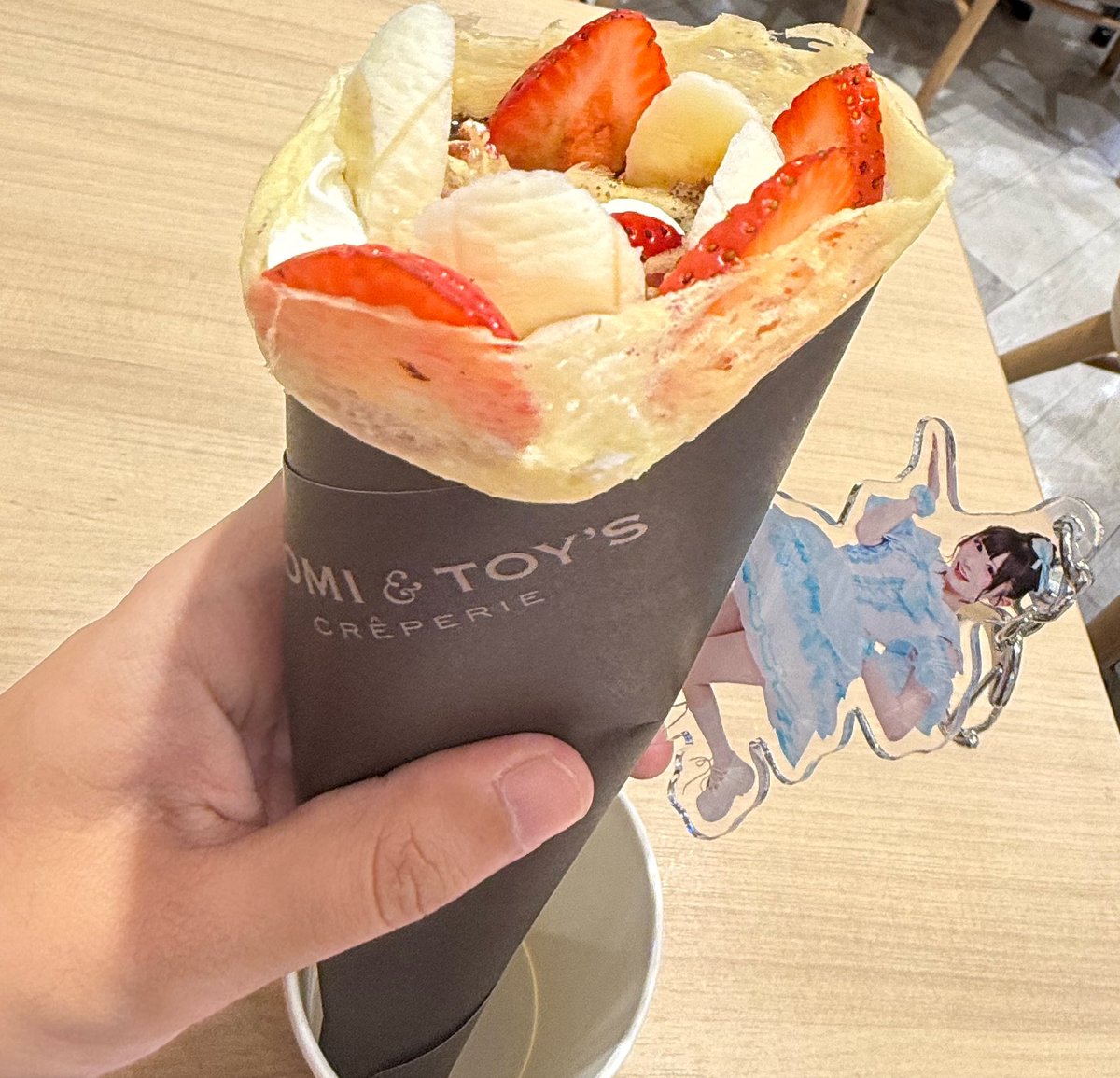 Ribbon__Drop's tweet photo. ライブ前に食べたぁ〜！ https://t.co/aNTHKtFckW