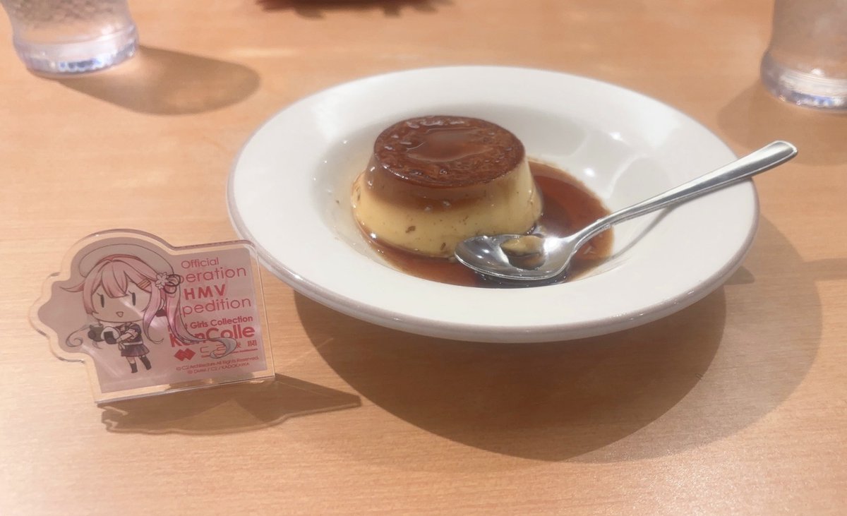 springrain_h's tweet photo. ぷりんりん〜🍮🦈もぐもぐ https://t.co/yfYrnMlrpJ
