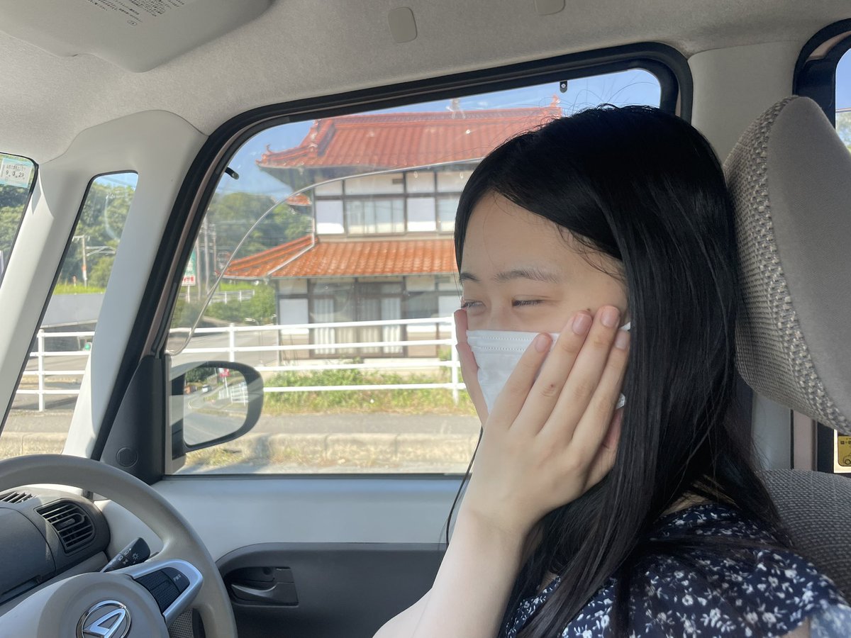 Kikunaaaar's tweet photo. もこんにちは☀️

こちらはSW最終日、花粉症にやられながら実家付近をウロウロしていました😷 みなさまは花粉、大丈夫ですか？

今日のBGMは、先日ライブでご一緒したマツモトタクヤさんの問題作！！ @himaginest
天才的におもしろいので、みんな観て、聴いてほしい🤣🍑 https://t.co/YOLB5yax7t