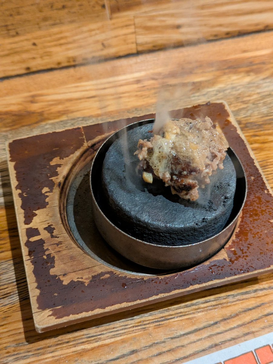 nr_ki's tweet photo. ランチは
ノースコンチネントまちのなか！
早めに着いたから　並ばずに済んだよ☺️
焼き石で　焼いたら香ばしくて好き🌿 https://t.co/y0yqJWs9RQ