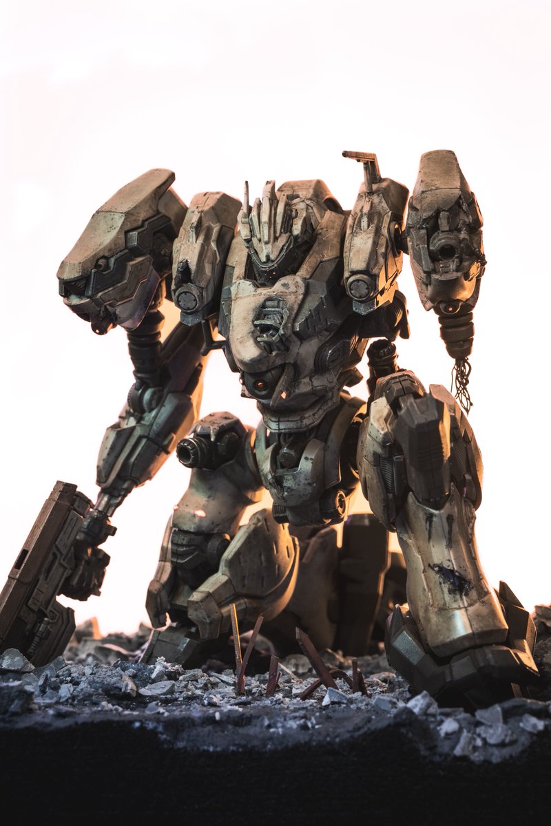 nabehobby501's tweet photo. ナイトフォール 完成しました！
今回は成形色活かしでどこまでカッコよく作れるかをテーマに、パッケージビジュアルの再現を目指してがんばりました！ https://t.co/2PrfsYbOjF