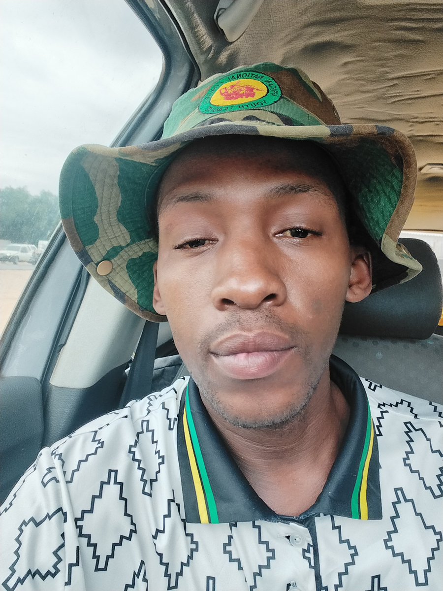 Slavenmasta1's tweet photo. 🖤💚💛 https://t.co/YKS6gyqv4U
