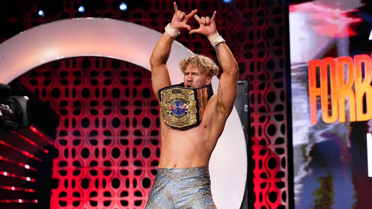WillStormWSW's tweet photo. Now he's got a champion who knows exactly what he's walking into.

Saturday night, The Bird of Prey doesn't need to chase the Jaguar.

He just waits...

and lets the predator come close enough.

Then I strike. https://t.co/QdPcNXsVEe