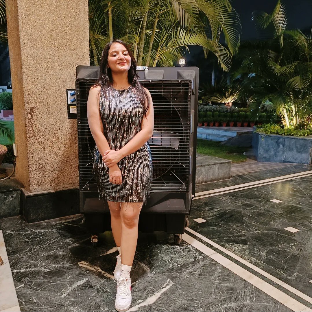 StephenCil6g's tweet photo. A year older, A year bolder 🥰✨
So grateful for the amazing people in my life who are enough to make me happy, not on my birthday but each N every day. Thankyou All❤
And ofcourse, I am so so so proud of myself as I went through alot and always https://t.co/5EPduYvnSJ