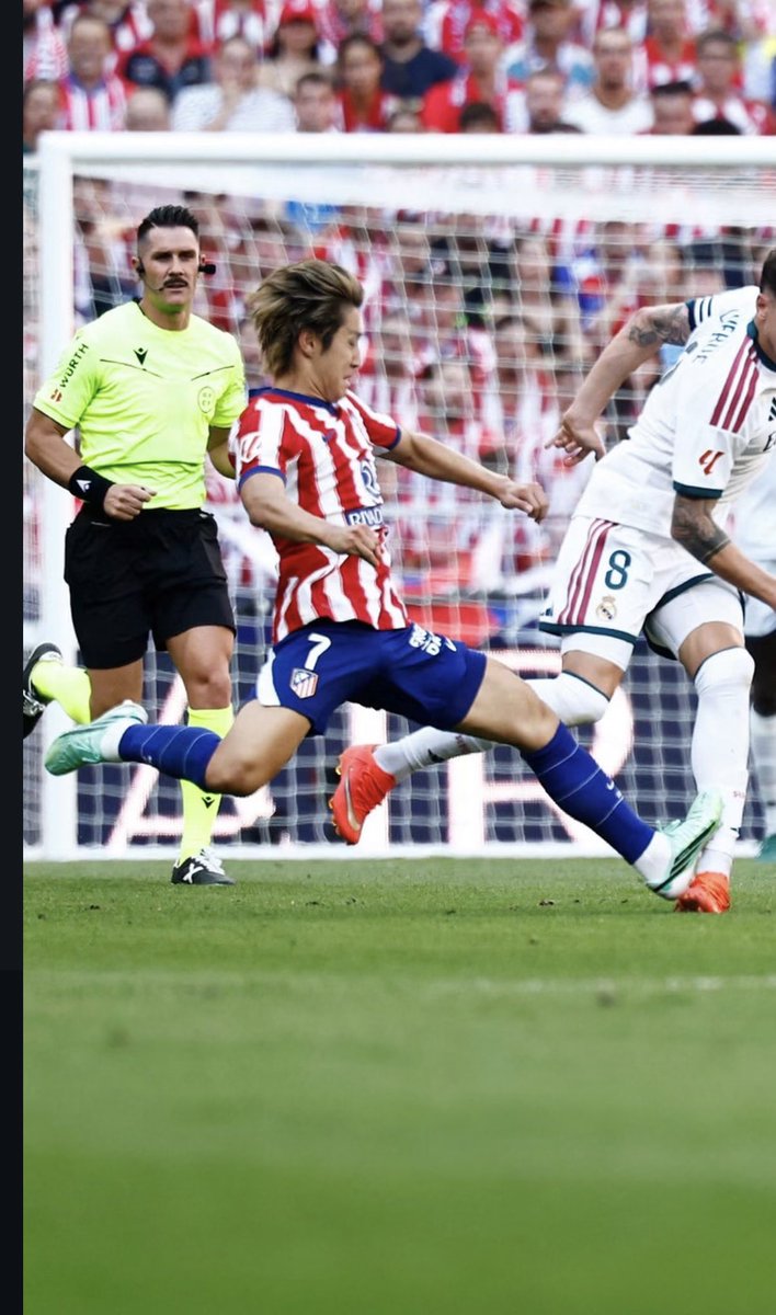 botiadrian74's tweet photo. @jotajordi13 Por una puta vez en su vida, diga la verdad usted, ¿le parece que esta salvajada pueda ser de grado 1? No recuerda cuando se lo hicieron a su Messi contra este putrefacto equipo? https://t.co/t0Z9OlOVSc