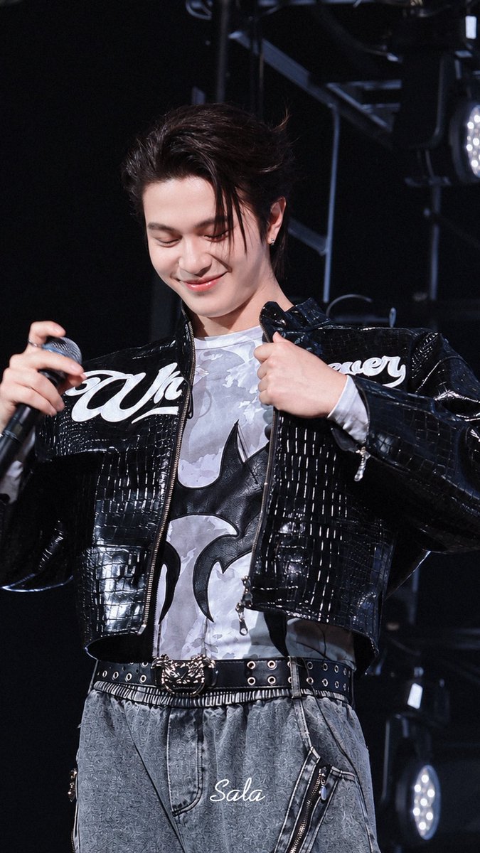 Saaaala_z's tweet photo. 𝐒𝐨 𝐚𝐝𝐨𝐫𝐚𝐛𝐥𝐞 𝐚𝐡𝐡𝐡🤣✨🤏🏻

#Williamjkp
#LYKNDuskAndDawnxOsaka https://t.co/Hnvmykt8Wt