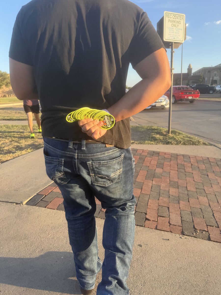 Czarmlup's tweet photo. $CHUMP stays on the move. No matter where we go! BAWKKK https://t.co/V0razLXYpL