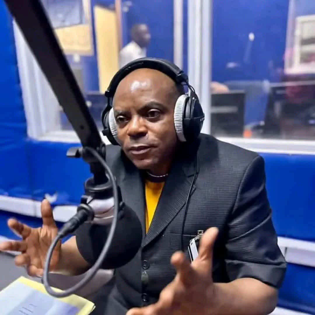 RUGEZITV1's tweet photo. #Willymushiki UMUDEPUTE  wagaragaje inzozi ze za kumanwa (Ndoto za mchana) avugako wazalendo na FRDC Bari mubirometere #12km numuryi wa minembwe wa #GOMA ndetse avuga KO bigaruriye #minova nahandi heshi Bari mumarembo yaho nka za #minembwe na za #Mikenke ibyo abikora abesha reta ya gisegeti kugirango imuhe amafaranga abone uko ahaza indaye numwe na wa muzaza witwa  uzawiyita #bishopBukurubihayo uhakana gupfa kwabenewabo akabikora kugirango ahaze Estomac yeee 
@ORuhumuriza 
@TWIRWANEHOMOI 
@ScoviaMutesi
@KadogoTokos 
@Fidelrugabo