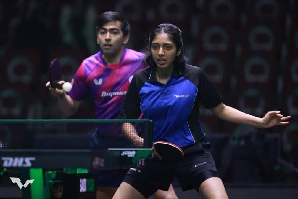 TheKhelIndia's tweet photo. 🚨 BOTH INDIA MIXED DOUBLES TT PAIR MOVES INTO THE QUARTERFINALS🏓

Harmeet &amp; Yashashwini wins 3-0 vs 🇭🇰
Diya &amp; Manush Shah wins 3-0 vs 🇲🇻

Well Done! 👏 https://t.co/NNpAmwyg5K