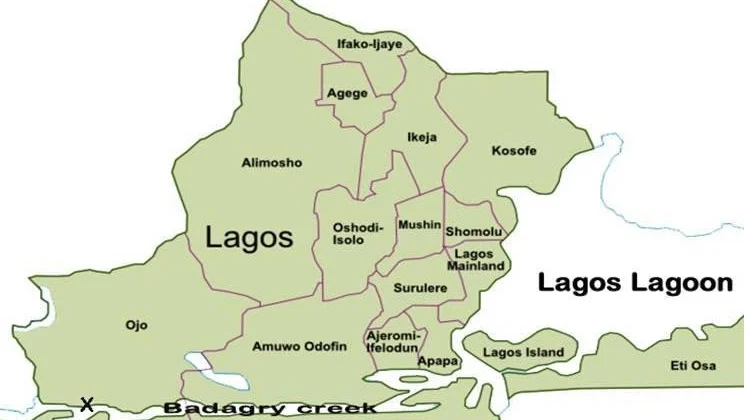 PoliticsA6's tweet photo. A man identified as Tosin was reportedly killed by suspected members of a secret cult after being robbed in Ijegun, Lagos. Police sources said his valuables, including gold chains and phones, were taken before the killing.

#Nigeria https://t.co/IT8gsDp3pj