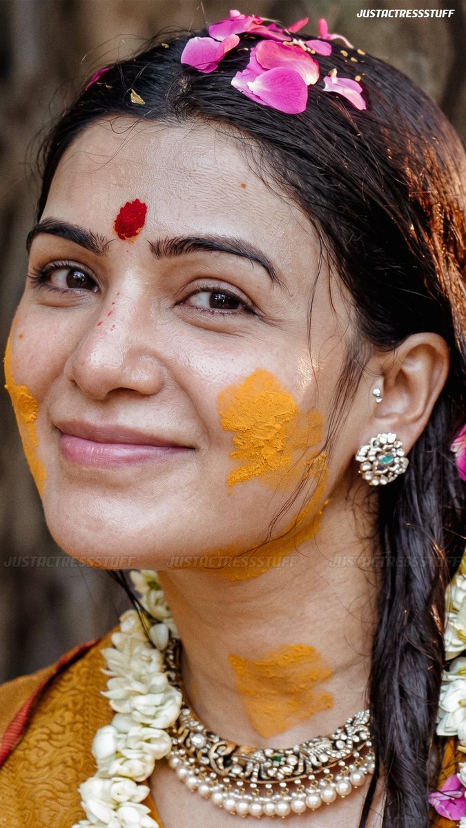 AnushaLanja2000's tweet photo. I just want to accept shamelessly that me and my husband kishore (Sameera) are shameless slaves of @King_Huntero we are so lucky that we got to taste out master dik, like aina mo... dorakatam maa adrishtam,  ma life lo ediana biggest achievement undi ante livig for his d... https://t.co/POdLhzrshe