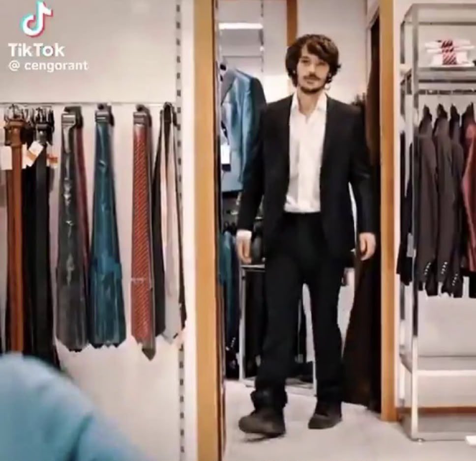 gsarallah's tweet photo. ex buluşalım mı dedi hesapta 270 tl var https://t.co/ZNG0l44W9d