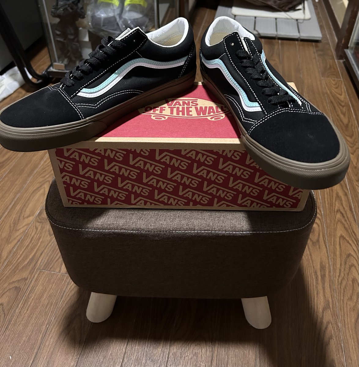 BroadwayA39's tweet photo. 又又、VANSを購入。abcのセールでお安く。
しかも、PayPayのポイントでタダでした。
カッコイイ。 https://t.co/bh4HaHNXfG