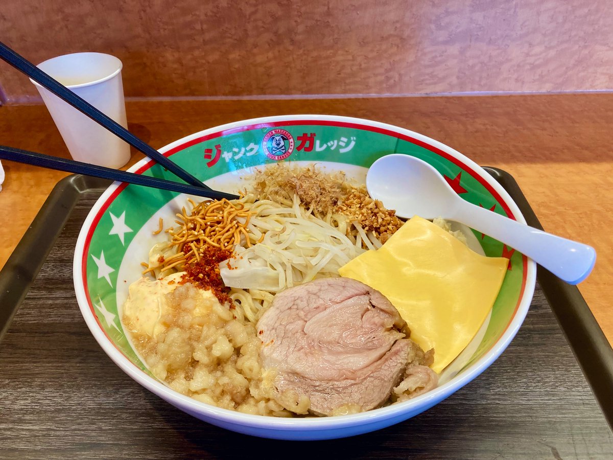 polpol_hiroaki's tweet photo. 数年ぶりに食べたけど、まぜそばもとても美味しいね。 https://t.co/EOzN8peOiu
