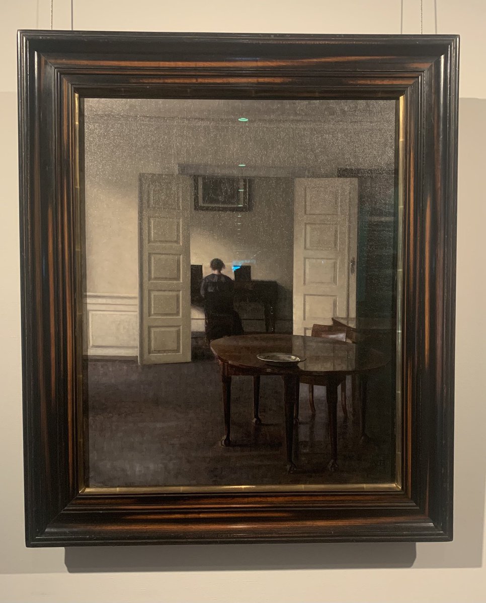 satomilk's tweet photo. モネ没後100年特集展示を目当てに西洋美術館の常設展に行ってきた。西洋美術館の常設展はすごいらしいと噂には聞いていましたが予想以上でした。ハンマスホイのピアノを弾く妻の絵の中の人になりたい。 https://t.co/FPvLVjthAJ