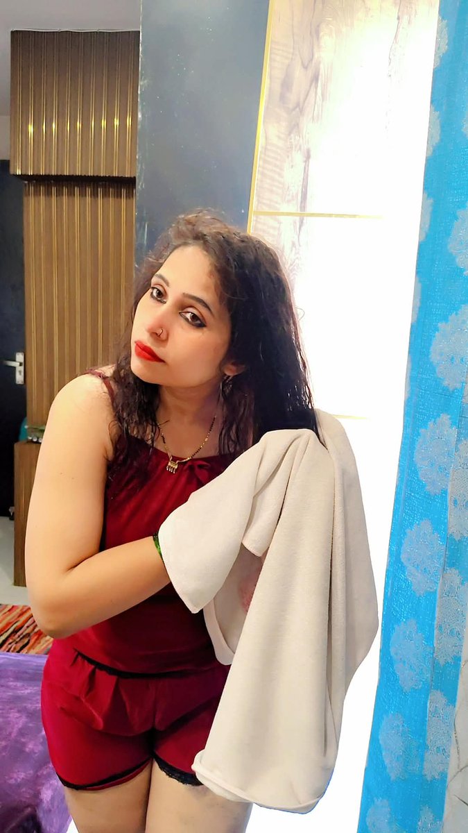 WorldPrerna's tweet photo. Fresh and up 💋❤️ab dekhenge todi der Tv, mast light dim krke🫶🏻 https://t.co/AeOg9wzOUz