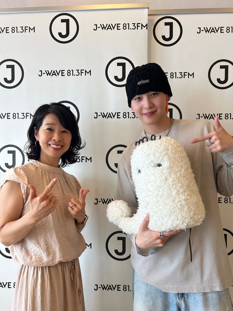official_jo1's tweet photo. 2026.09.23
📸 J-WAVE J-WAVE HOLIDAY SPECIAL SAISON presents HELLO, CLASSIC！

#川尻蓮 が出演させていただきました！

ご一緒させていただいた #秀島史香 さんと！
ありがとうございました☺️

#JO1 https://t.co/6RXDm64oOH