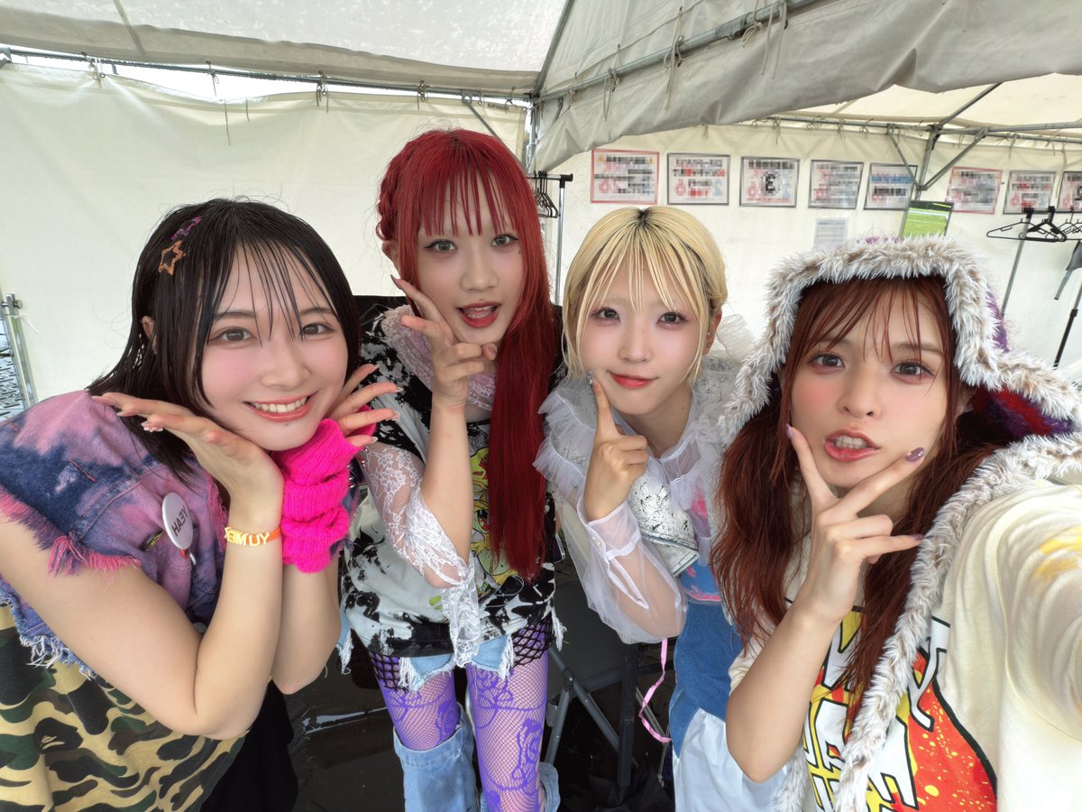 PIGMONZ_idol's tweet photo. SPARK 2026
in YAMANAKAKO
#SPARK山中湖

PIGMONZの出番は終了🤝
雨のなかありがとうございました🔥🔥

#PIGMONZ 次回ワンマンはこちら👇

🗓️10/1(木) 📍SHIBUYA REX
開場18:30 / 開演19:00
🎟️チケット ¥1,000
https://t.co/sGqzc5JB5z

📢10月からワンマンツアーもスタート！

『POWERFUL PIGMONZ TOUR』
🎟️チケットはこちら
https://t.co/IDRONHYTEW

🎤ライブスケジュール一覧
https://t.co/xmTj129yku

よろモン🧌🤝