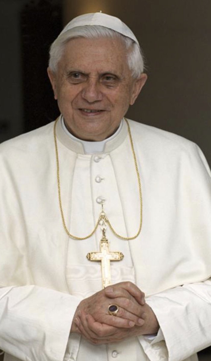 marcsplainter1's tweet photo. De ces 4 papes, lequel a votre préférence ?

A) Jean-Paul II
B) Benoit XVI
C) François
D) Leon XIV https://t.co/53dOepnKOk