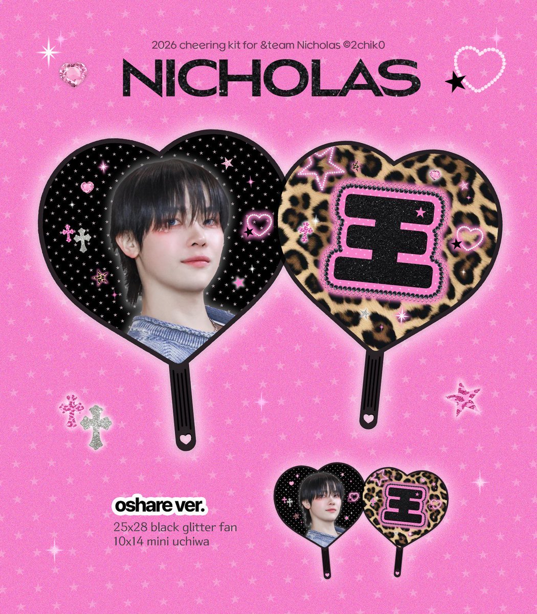 2chik0's tweet photo. 2026 cheering kit for #NICHOLAS

KSPO 현장수령 및 국내배송
https://t.co/ZgLOjT1Y6N

⋆⋆ 09. 23 - 09. 30
⋆⋆ RT 추첨 두 분께 우치와를 드립니다
⋆⋆ please DM for G.O

#니콜라스 #ニコラス #王奕翔 #andTEAM https://t.co/9wX2WHBgA0