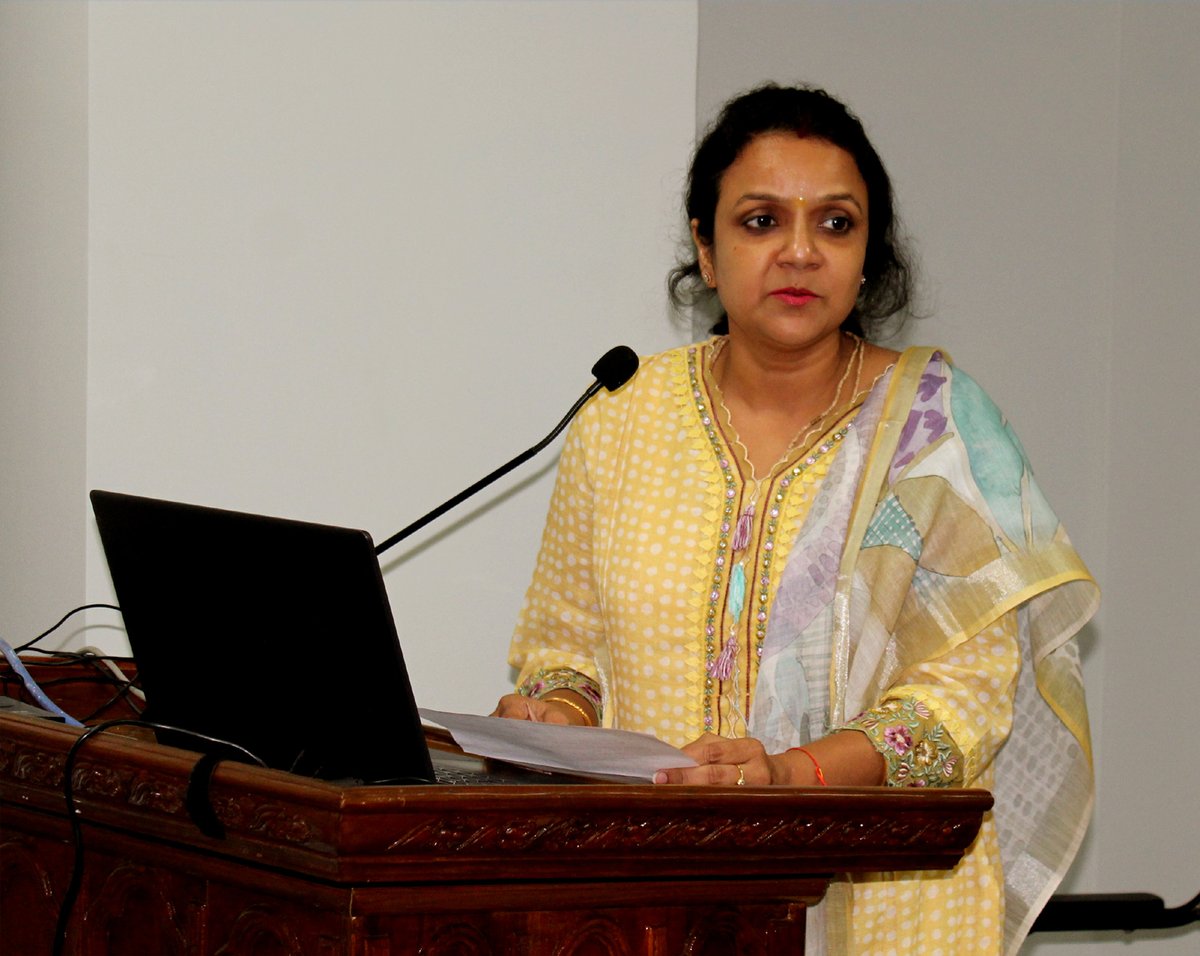 bose_institute's tweet photo. BI observes Closing Ceremony of Hindi Pakhwada on 22.09.2026 at its Unified Academic campus, Salt-Lake. Shri Dilip Kumar Mishra, In-charge, Medical Physics from Chittaranjan National Cancer Institute, Kolkata delivered a presentation on 'Evolution of Radiotherapy.' @IndiaDST https://t.co/LJ5jNlyMLL