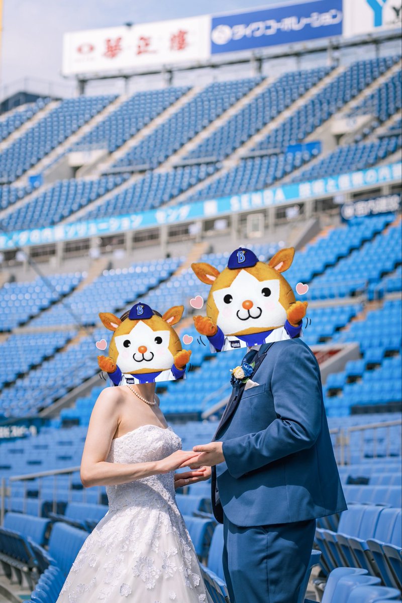 db_yamabiko's tweet photo. 今月、結婚式と僕たちが大好きな横浜スタジアムで念願のウエディングフォトを撮影しました！
担当して下さった横浜ベイシェラトンホテルのみなさまには、準備から当日まで本当に良くして頂き、感謝の気持ちでいっぱいです！
ぼくたちにとって一生忘れられない最高の一日になりました☺️ https://t.co/h0VOcmrsqZ