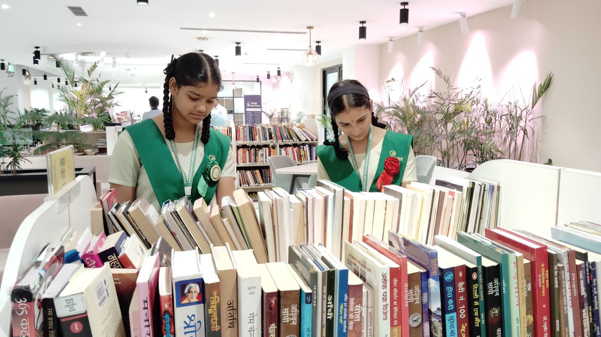 PardadaPardadi's tweet photo. 📚A new place can open the door to a new dream.

46 girls from Pardada Pardadi visited Coforge Public Library, Noida, exploring books, new ideas and a different learning environment.

Thank you, Coforge Public Library, for welcoming our girls and making this experience special! https://t.co/wp5BUhumTd