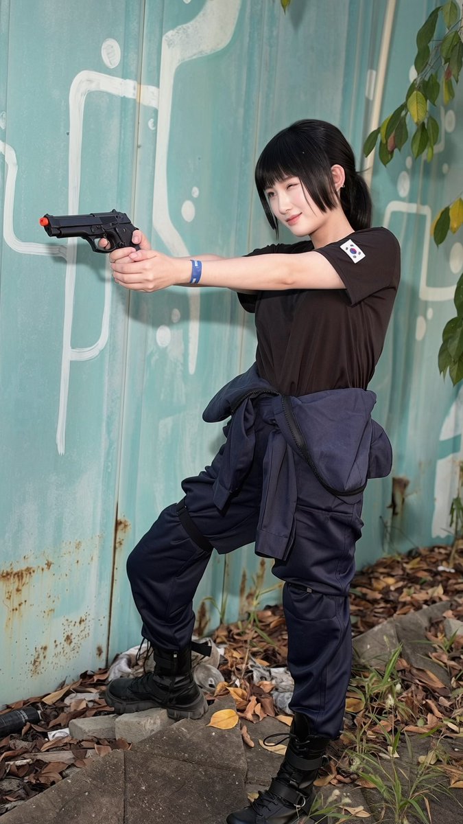 Z1_cos's tweet photo. (+) …. 탕 탕 ! 🔫

후루후루 https://t.co/VTVLXjTmcy