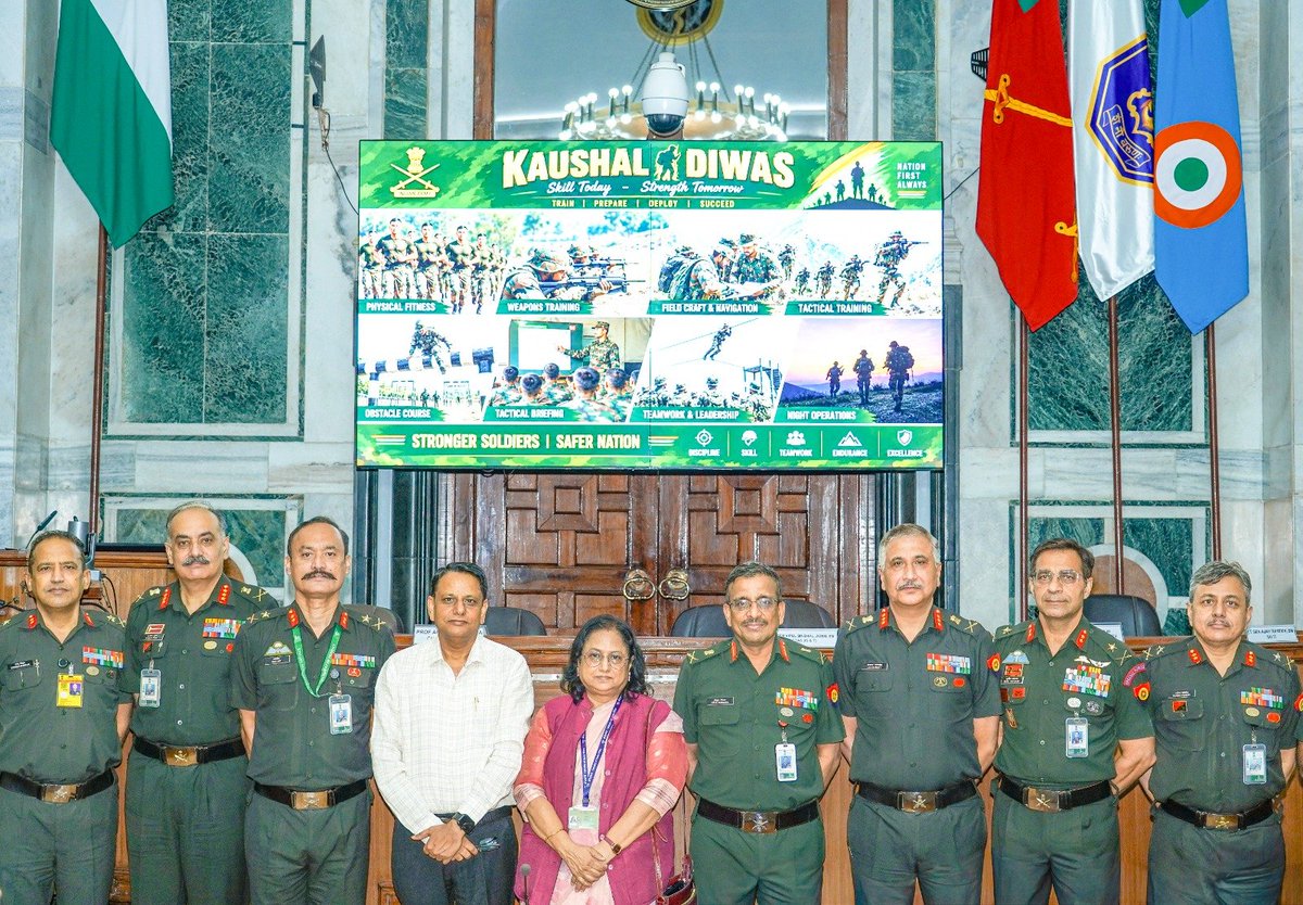 OfficialIGNOU's tweet photo. 𝐈𝐆𝐍𝐎𝐔 𝐕𝐢𝐜𝐞-𝐂𝐡𝐚𝐧𝐜𝐞𝐥𝐥𝐨𝐫 𝐢𝐧𝐯𝐢𝐭𝐞𝐝 𝐚𝐬 𝐒𝐩𝐞𝐜𝐢𝐚𝐥 𝐆𝐮𝐞𝐬𝐭 𝐨𝐟 𝐇𝐨𝐧𝐨𝐮𝐫 𝐚𝐭 𝐒𝐚𝐢𝐧𝐲𝐚 𝐊𝐚𝐮𝐬𝐡𝐚𝐥 𝐃𝐢𝐯𝐚𝐬

The event was organized to commemorate a significant milestone to recognize ‘𝐏𝐫𝐨𝐣𝐞𝐜𝐭 𝐊𝐚𝐮𝐬𝐡𝐚𝐥𝐯𝐞𝐞𝐫’. https://t.co/ndUx0UFSW6