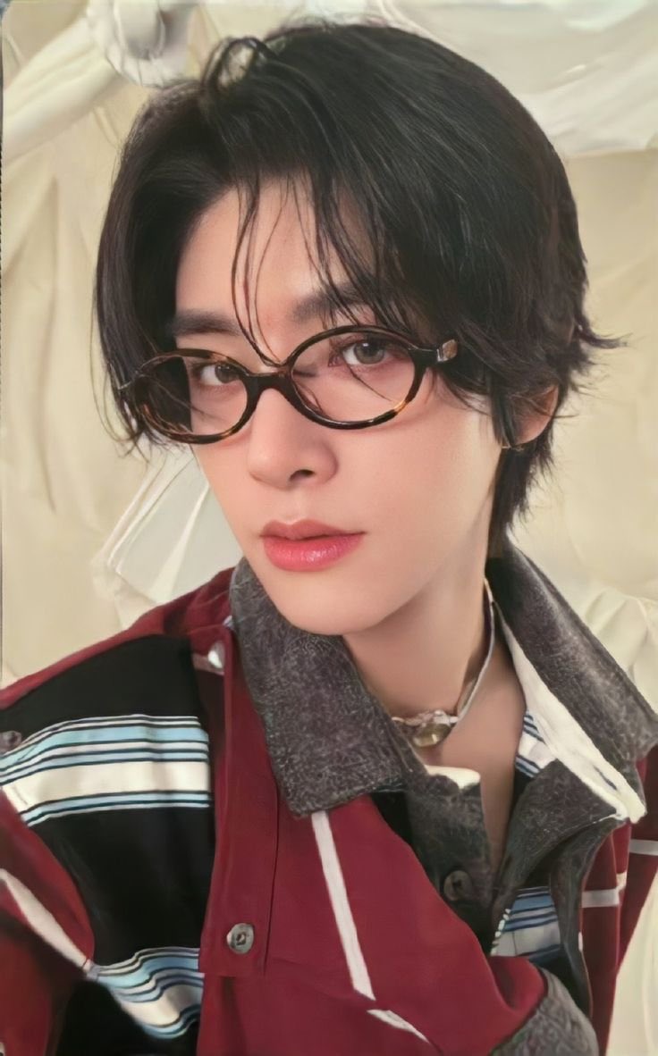 ssimoonii's tweet photo. 이런 안굥을 사고시프다 https://t.co/YNO9i43lXs