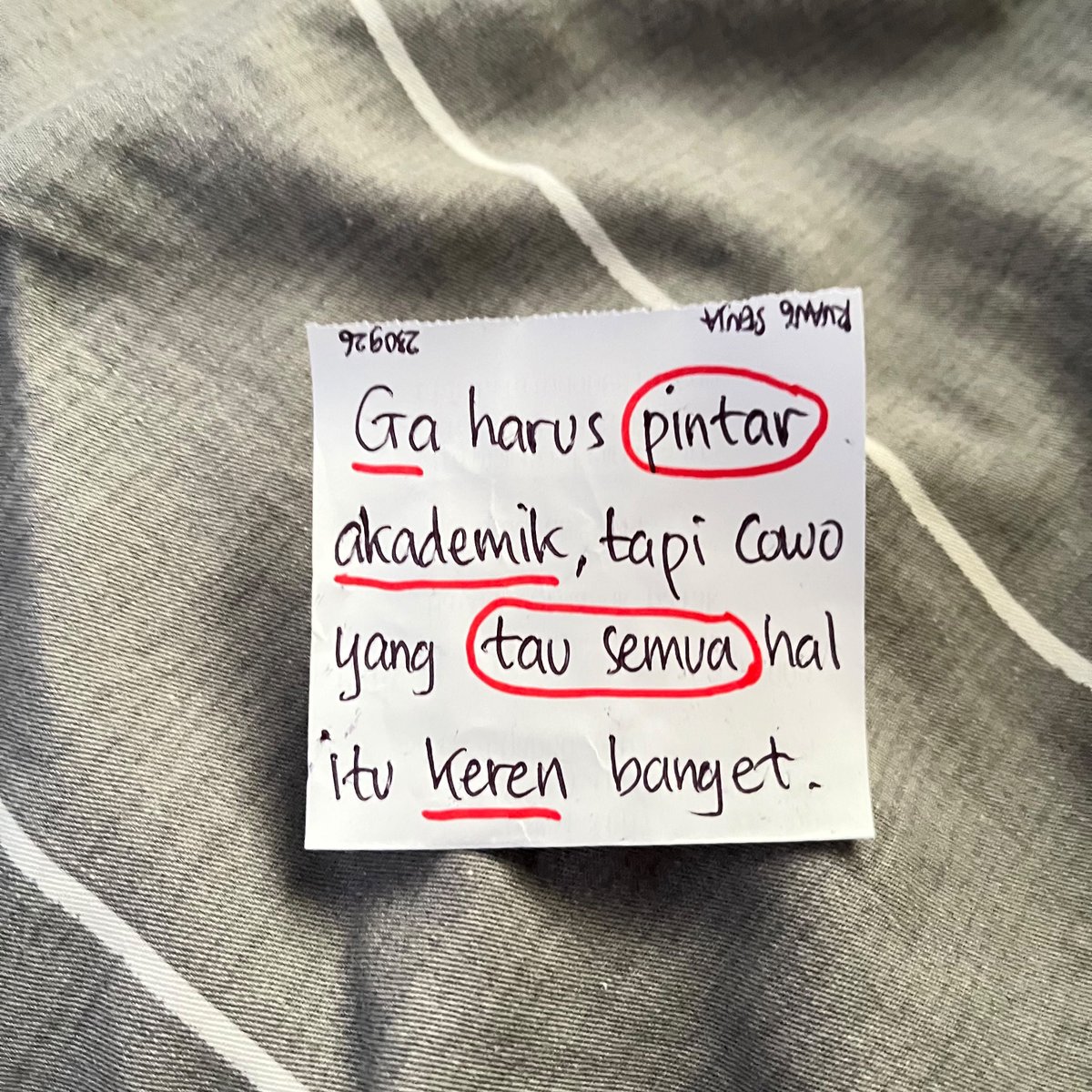 RuangSenja_id's tweet photo. fr https://t.co/Tu07WPV2Te