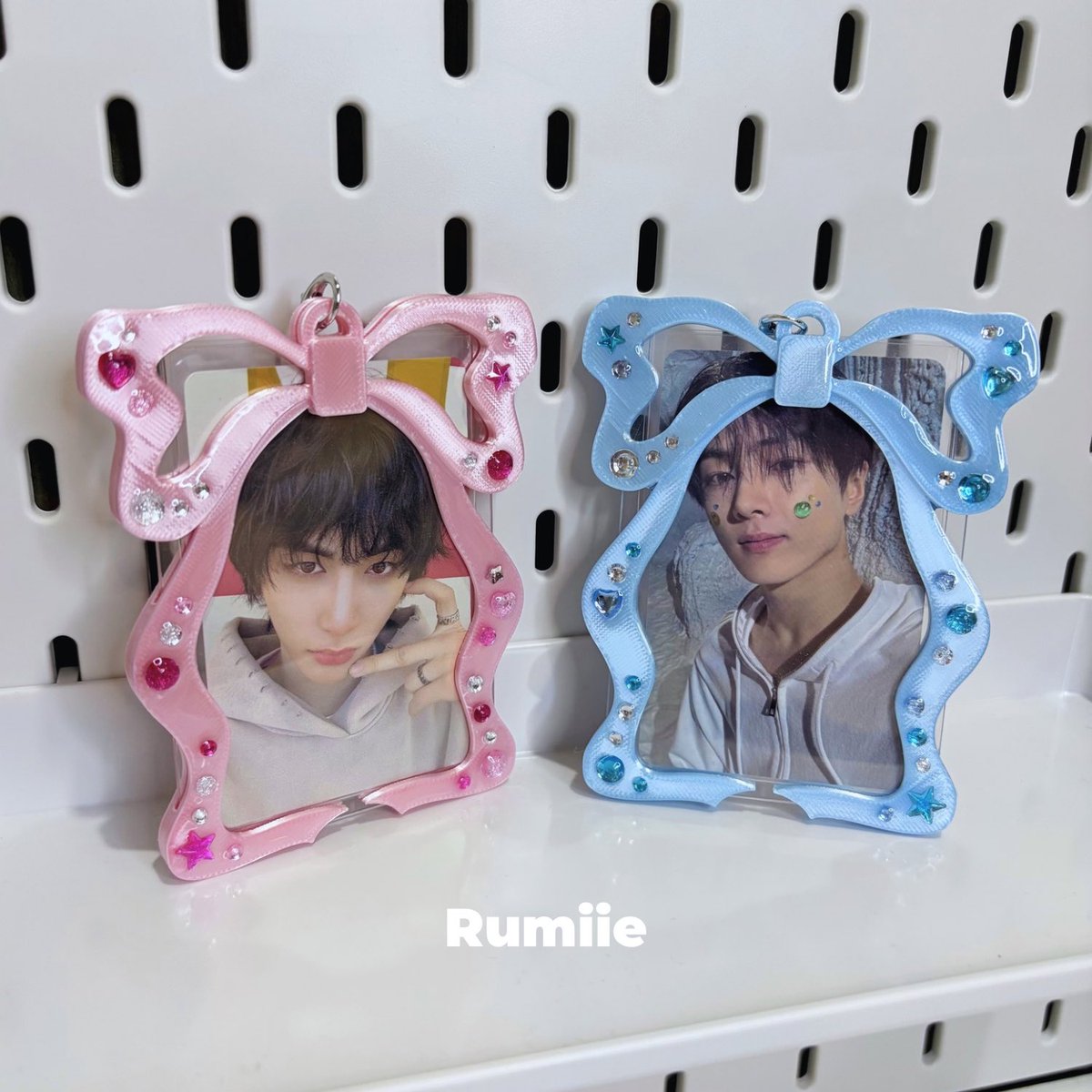 rumiie_co's tweet photo. ♡ มีใครสนใจเฟรมการ์ดแบบนี้มั้ยค้าบ เป็นแบบที่เค้าออกแบบเอง ใครสนใจฟากกดรี/เฟบไว้ให้หน่อยน้า (ㅅ´ ˘ `)

#ตลาดนัดเฟรมการ์ด #เฟรมการ์ด #พวงกุญแจ https://t.co/gNP0wqEfs7