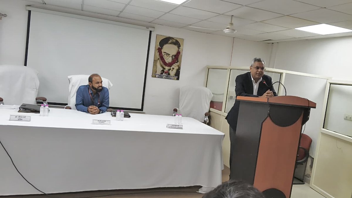 GoIStats's tweet photo. Dr. Saurabh Garg, Secretary, MoSPI, interacted with officers of the Regional Office, NSO, Ahmedabad and its sub regional offices. He also inspected the ongoing fieldwork for the National Household Income Survey (NHIS) in the Vastrapur area of Ahmedabad, Gujarat, and reviewed the survey process at a selected household.

NHIS, being conducted nationwide by NSO, MoSPI, from April 2026 to March 2027, is India’s first comprehensive household income survey. It collects information on household income from wages, salaries, self-employment, agriculture, property, pensions and remittances, along with expenditure, helping address a long-standing gap in official household income data.

For latest updates & insights, visit MoSPI’s official website: https://t.co/BbFzVJX6Gf

#MoSPI #NSO #NHIS #NationalHouseholdIncomeSurvey #HouseholdIncome #OfficialStatistics #Statistics #DataForDevelopment #Gujarat #Ahmedabad #Survey #IndiaStats

@Rao_InderjitS @_saurabhgarg @PIB_India @PibMospi @mygovindia @NITIAayog