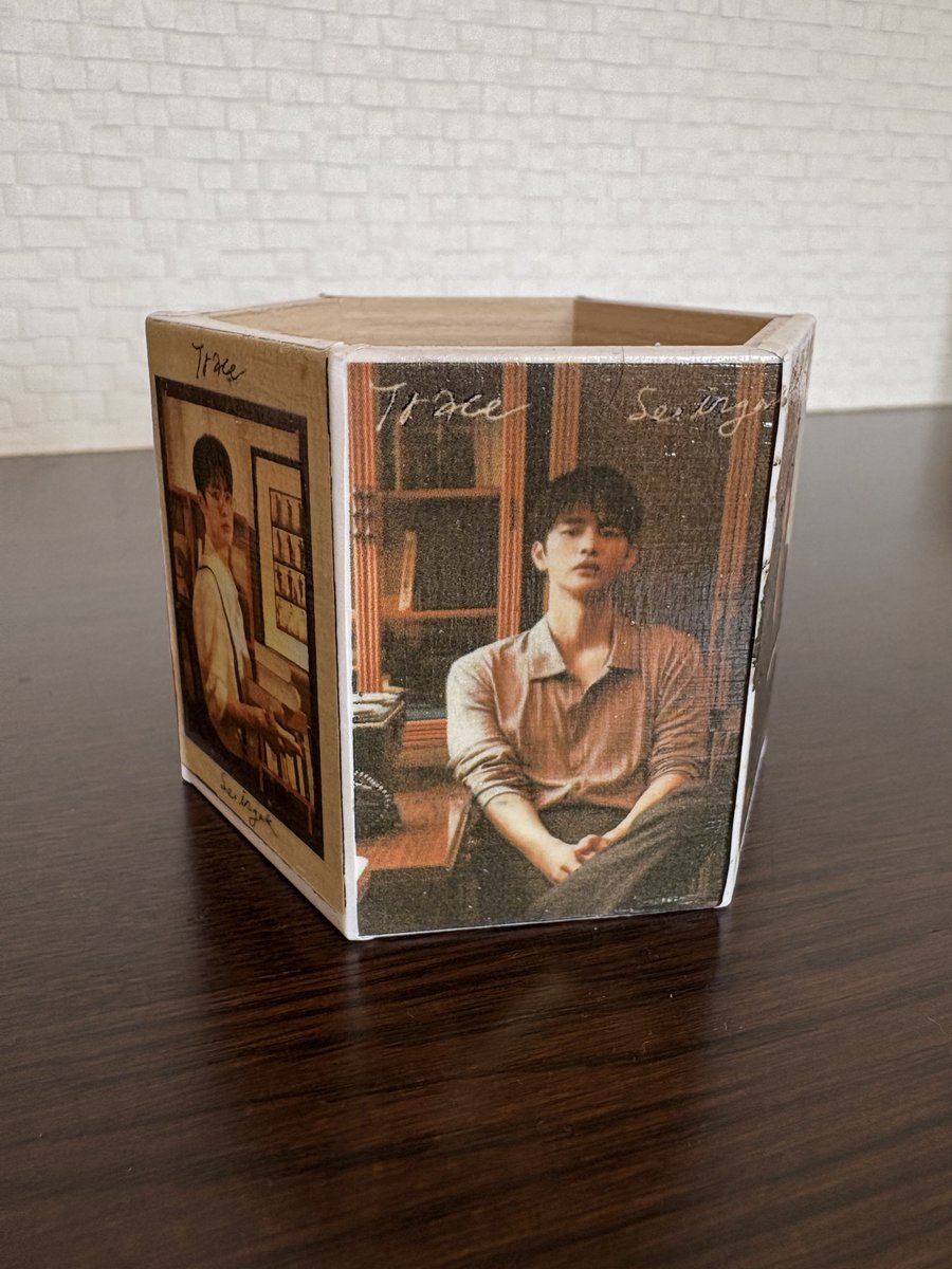 kurumipot1's tweet photo. ✨D-7✨
🦊💿TRACEまであと1週間💫
連休中に記念に作ったTRACE Box🧡
自分用以外にも少し作れたので🫶
そっとソンムル企画に💞
フォロワーさんで希望の方がいれば
ソンムルします🎁DMかリプにて
☺️お知らせ下さい💌(9/30 水 〆切)
#SeoInguk #TRACE https://t.co/RcFzrREMXc