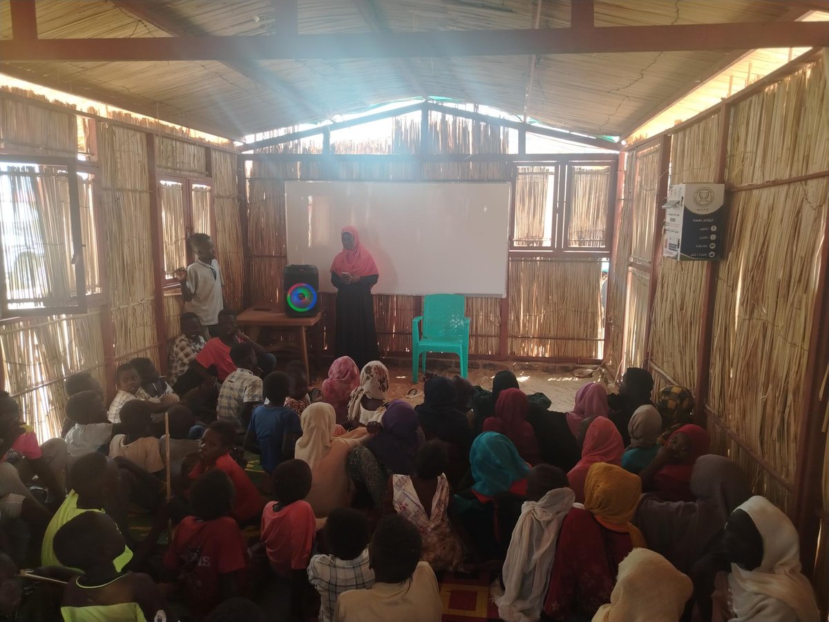 NRC_EAY's tweet photo. Many children in Goz Al Salam camp in #Sudan have missed out on education for nearly 3 years.
 
Thanks to @Sida, 1,500+ children now have completed a learning programme that helped them build their skills and move closer to returning to formal school. https://t.co/vzRCHJYomO