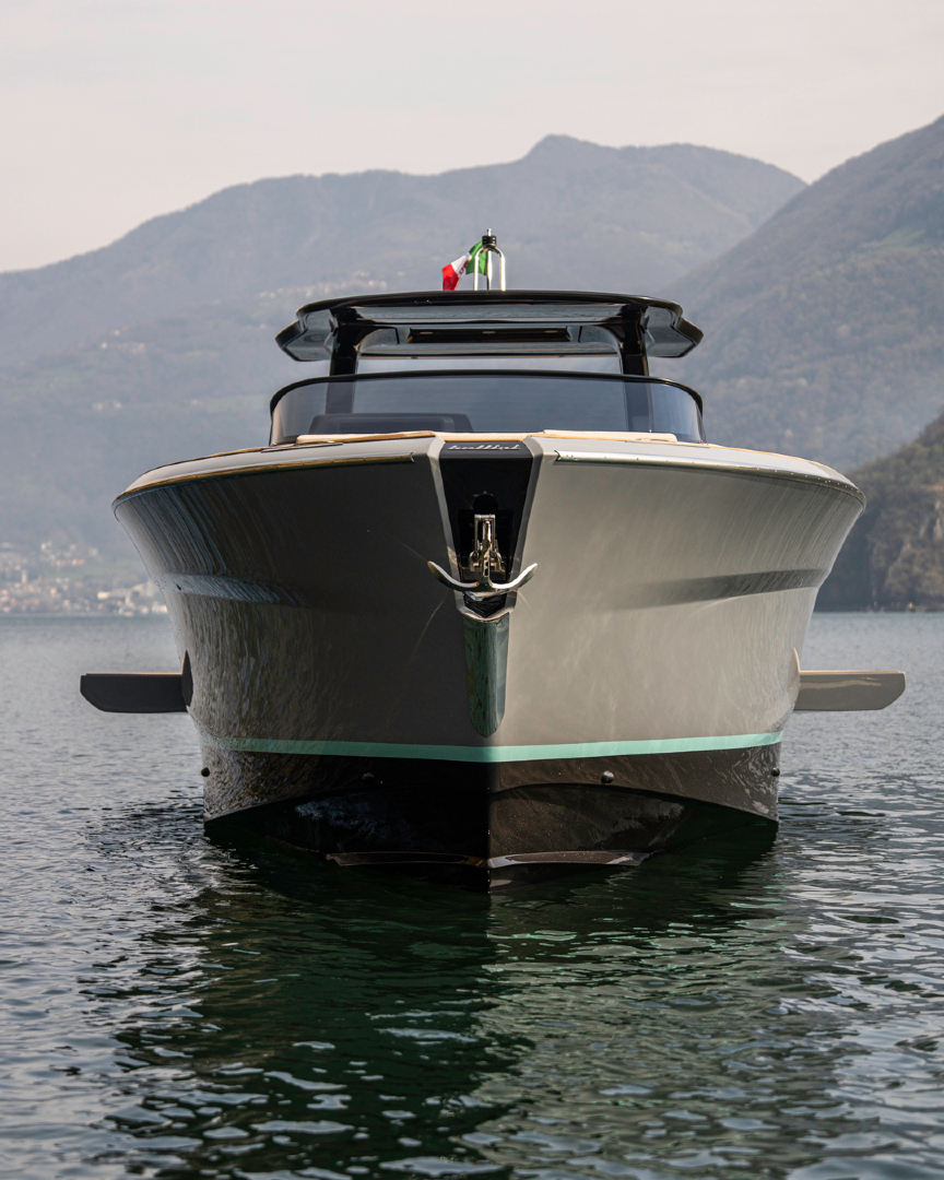 Sebinoyachts's tweet photo. Some designs don't need an introduction.

A familiar shape emerges, revealing itself one line at a time against the backdrop of Lake Iseo.

Timeless, considered, and unmistakably Bellini. https://t.co/DKJZBDQuYr