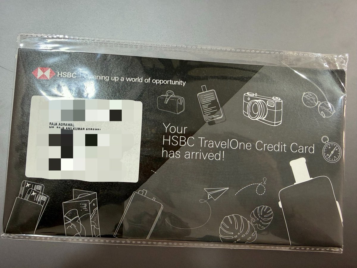 CardVala's tweet photo. Look who arrived just after midnight devastation. 😭😂

Never even got a chance to apply for a Manhoos Boorgandee.💔

HSBC really said: “Before you dream of Burgundy, here’s your TravelOne.” 😂 https://t.co/rl7Bdd7fI1