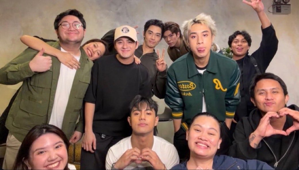 LoveHearty8's tweet photo. This is love. 

#BGYO @bgyo_ph https://t.co/BnFBo5KD2n