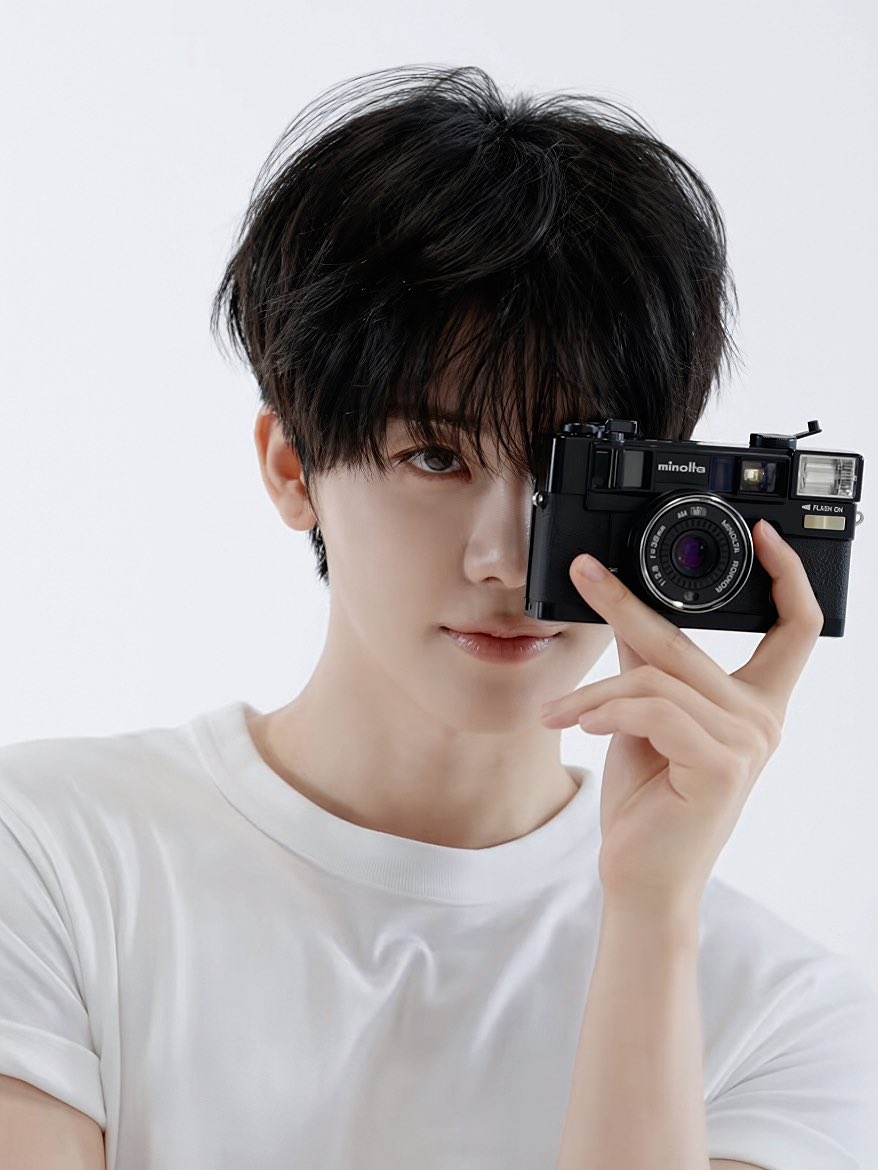 asjaemine's tweet photo. he looks effortlessly sexy https://t.co/4zx5TcDhXC