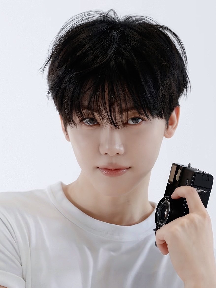 asjaemine's tweet photo. he looks effortlessly sexy https://t.co/4zx5TcDhXC