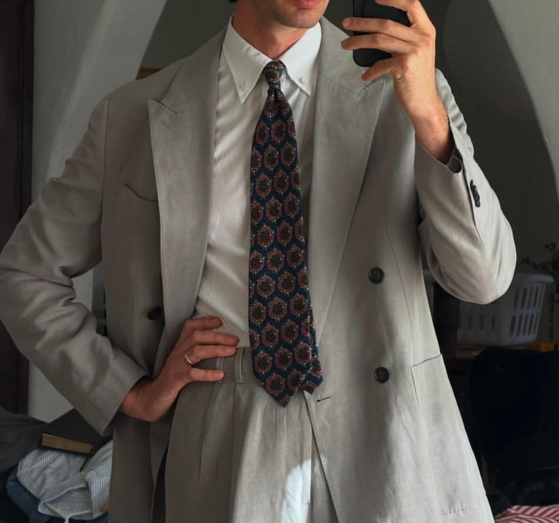 Dea_rBoss's tweet photo. vintage ties, cropped layers, DB jackets, classic watches...you know the drill https://t.co/FivaDFzlyb