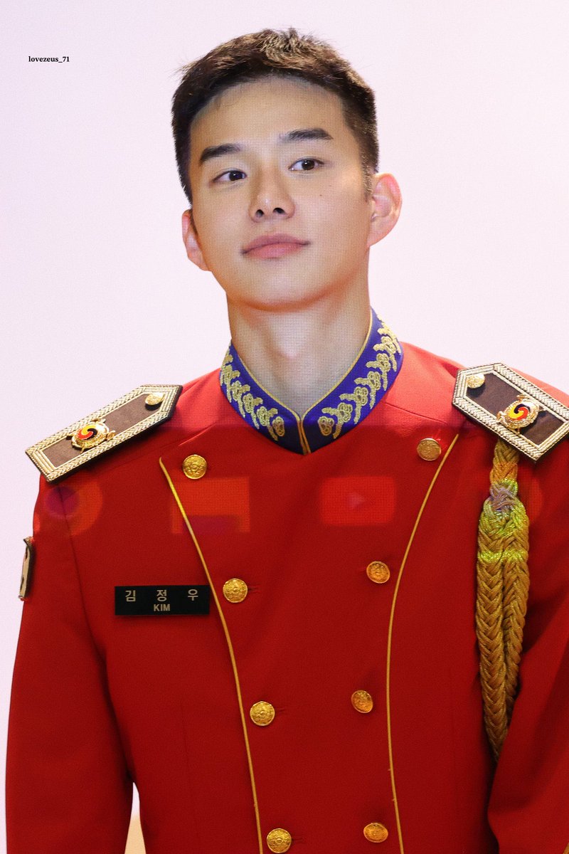 wjung9855's tweet photo. เกือบลืมตอนน้องจองอูเป็นไอดอลผมยาว ฮีหล่อมากนะ คิดถึง อดทนๆๆๆ https://t.co/xdOfsVQECm