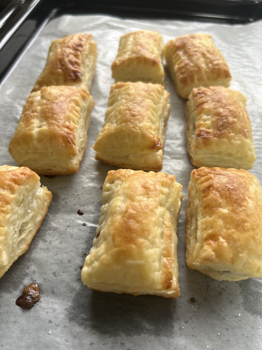 qumnp's tweet photo. チョコパイ～～ https://t.co/H2R6j3z5yT