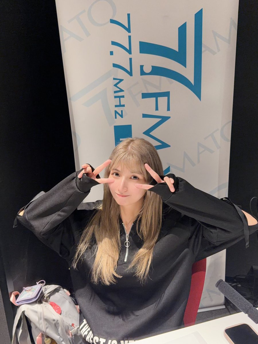 fmyamato's tweet photo. #MASKOFGODDESS #小田あさ美 の #パワここ  
第168回の放送は夜7時から📻

リアバに撮影会にミュージカルのリハに…あさ美の最近は楽しいこといっぱ〜いで・す・YO！👍

📱無料アプリ『レディモ』で聴け〼
https://t.co/qgvsskZ9gH

💻ブラウザからも
https://t.co/Pfi3ixJT1N

✉️ mog@fmyamato.co.jp https://t.co/GPfMxiGKmz