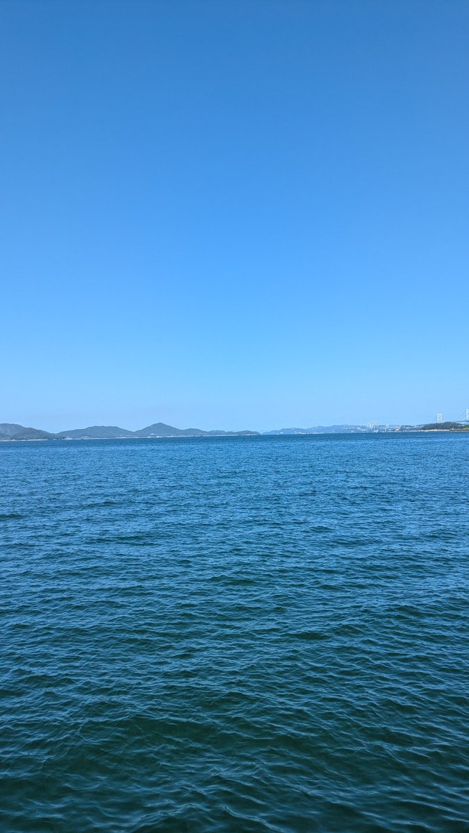 udon_in_noodles's tweet photo. 9月の瀬戸をお楽しみください🌊
#GoodDay
#イマソラ
#海 https://t.co/6jkVbgxp06