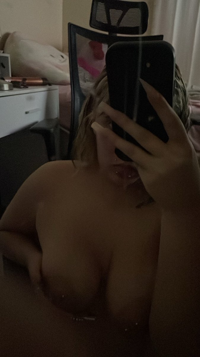 lilcheesedick's tweet photo. Test run new piercings? 💦👀

#la #ie #snowbunny #tonguepiercing #nipplepiercing #dmforcontent #8teen #porn #horny #payme #cute https://t.co/ADBU4Y2hxO