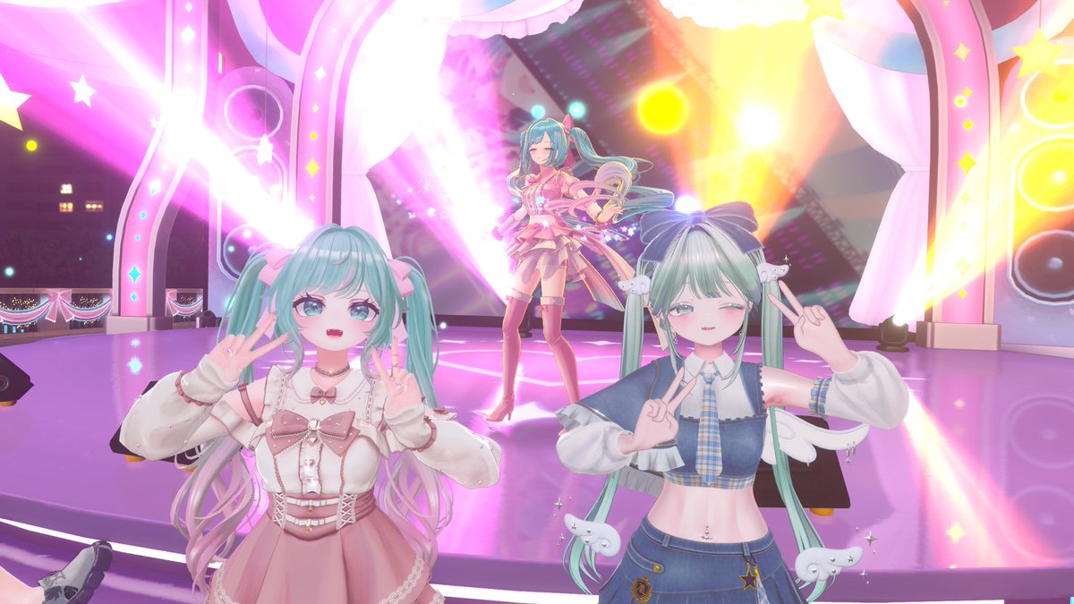 penginking28338's tweet photo. 最近のvrchat🐧 https://t.co/vzSrGw5vgf