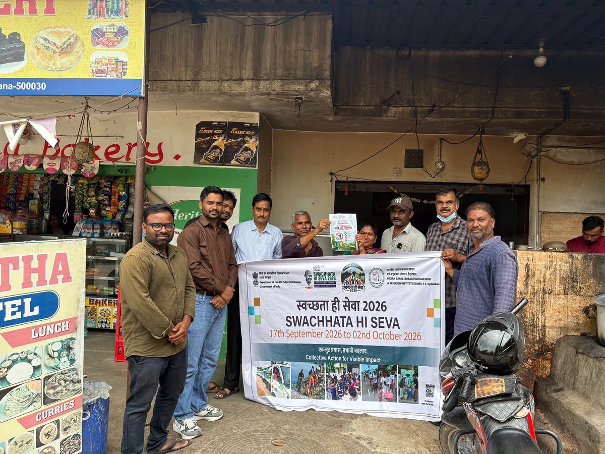 OfficerC1869's tweet photo. Day-05 | Swachhata Hi Seva 2026
IGMRI, FS, Hyderabad conducted a public awareness drive in a nearby market on “No Littering in Public Places”, encouraging people to keep their surroundings clean and dispose of waste responsibly. @fooddeptgoi @igmrihapur https://t.co/HSdTKjQS9X