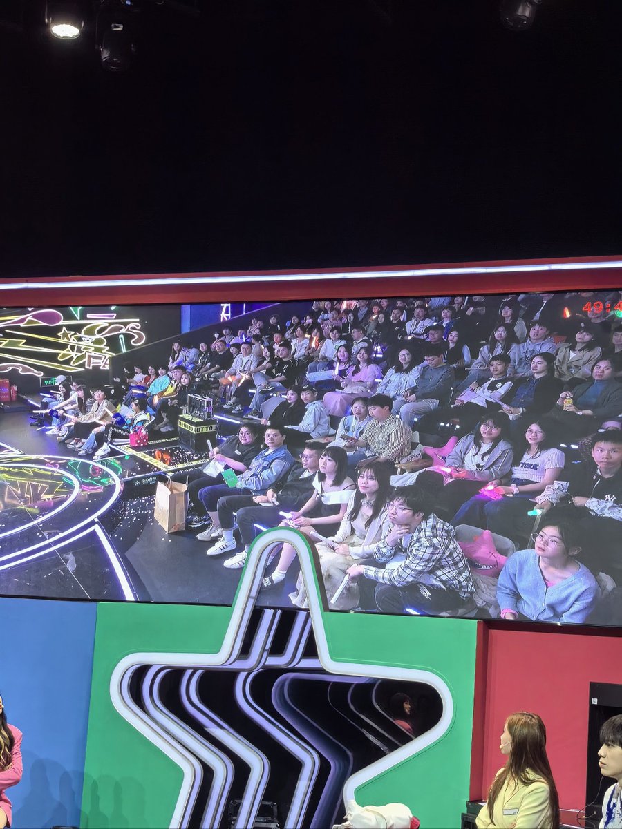 AlicaSumneq8pa's tweet photo. Just finished an amazing recording session for the new variety show! The game segments had me laughing till my stomach hurt, and the cast’s chemistry is chef’s kiss  Can’t wait for you guys to see it when it airs! https://t.co/D1AJuhOi4a