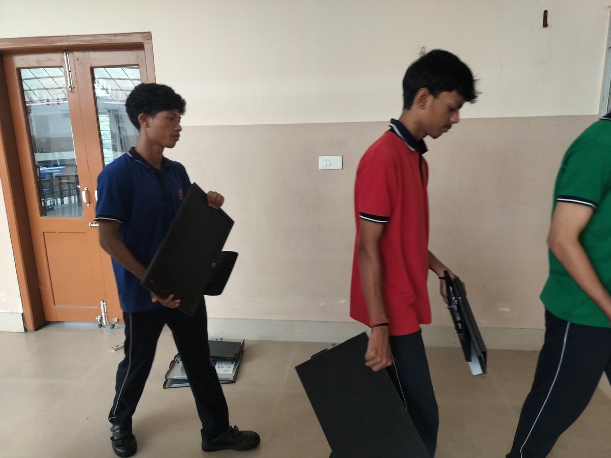 kvcut's tweet photo. #Swachchhata hi seva 6.0
#eco club
# E-waste https://t.co/74JX5h36cI